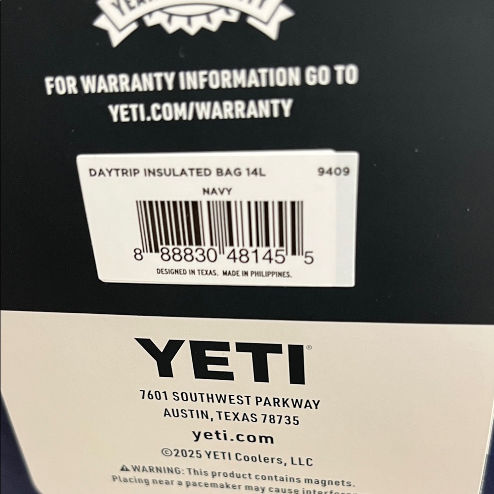 Yeti Navy Blue insulated Men's Shoulder Sling Backpack - Picture 2 of 6